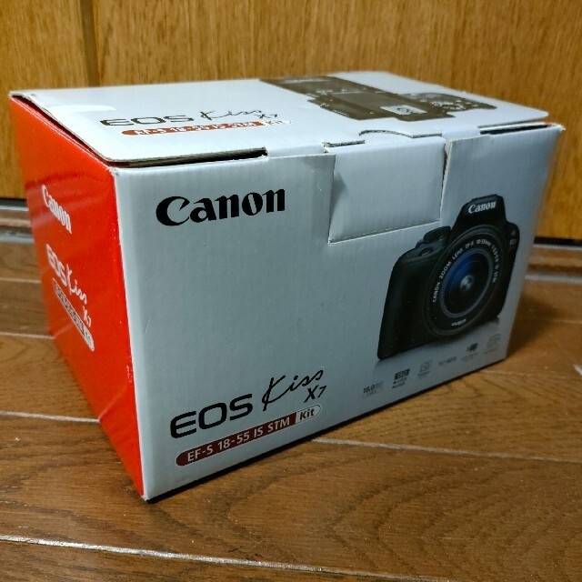 Canon(キヤノン)のcanon eos kiss x7 レンズキット スマホ/家電/カメラのカメラ(デジタル一眼)の商品写真