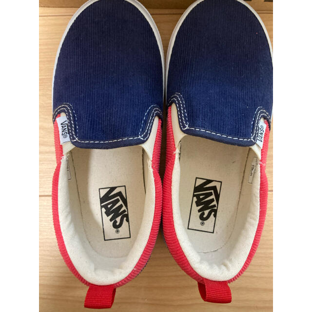 VANS(ヴァンズ)のvanskids 19センチ　新品 キッズ/ベビー/マタニティのキッズ靴/シューズ(15cm~)(スリッポン)の商品写真