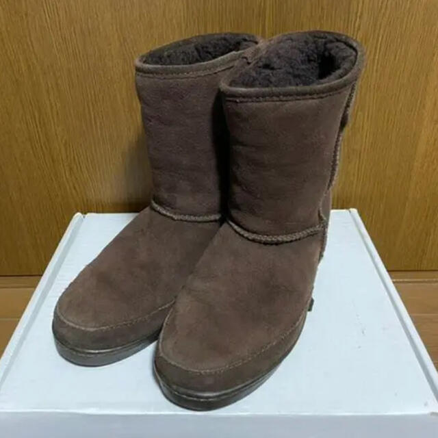 Minnetonka(ミネトンカ)のMINNETONKA ミネトンカ チョコ ムートンブーツ レディースの靴/シューズ(ブーツ)の商品写真