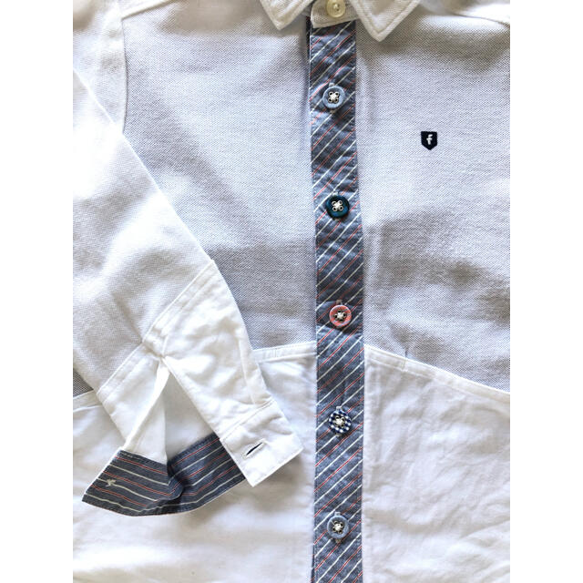 familiar(ファミリア)のfamiliar   白シャツ　110サイズ キッズ/ベビー/マタニティのキッズ服男の子用(90cm~)(Tシャツ/カットソー)の商品写真