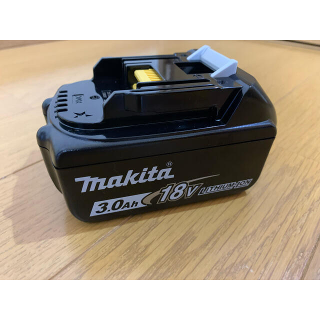 Makita(マキタ)のマキタ　18Vバッテリー　急速充電器　セット　 スポーツ/アウトドアの自転車(工具/メンテナンス)の商品写真