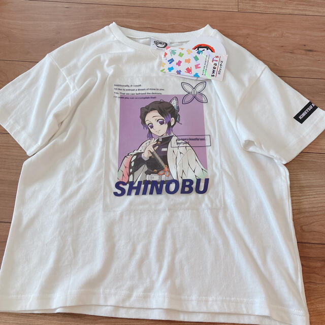 しまむら(シマムラ)の鬼滅の刃　しのぶ　半袖Tシャツ　140cm キッズ/ベビー/マタニティのキッズ服女の子用(90cm~)(Tシャツ/カットソー)の商品写真