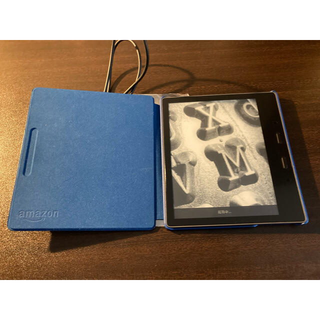 Kindle oasis(純正カバー、保護フィルム替え、充電器付き) 品多く 6567