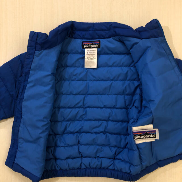 patagonia(パタゴニア)のPatagonia ダウンジャケット　2T キッズ/ベビー/マタニティのキッズ服男の子用(90cm~)(ジャケット/上着)の商品写真