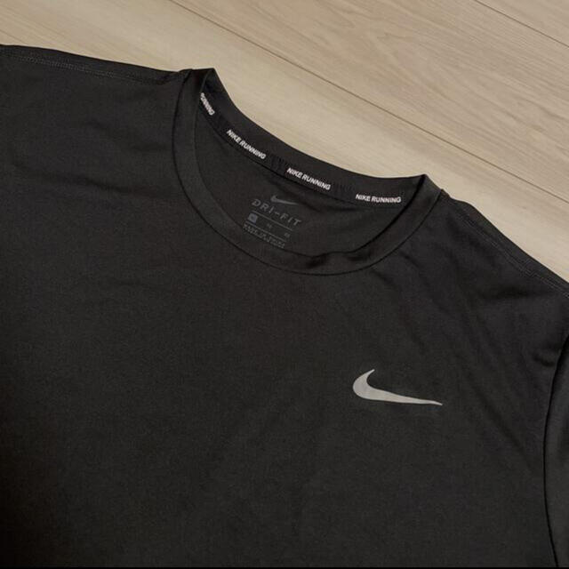 NIKE(ナイキ)のNIKEスポーツウェア レディースのトップス(Tシャツ(半袖/袖なし))の商品写真