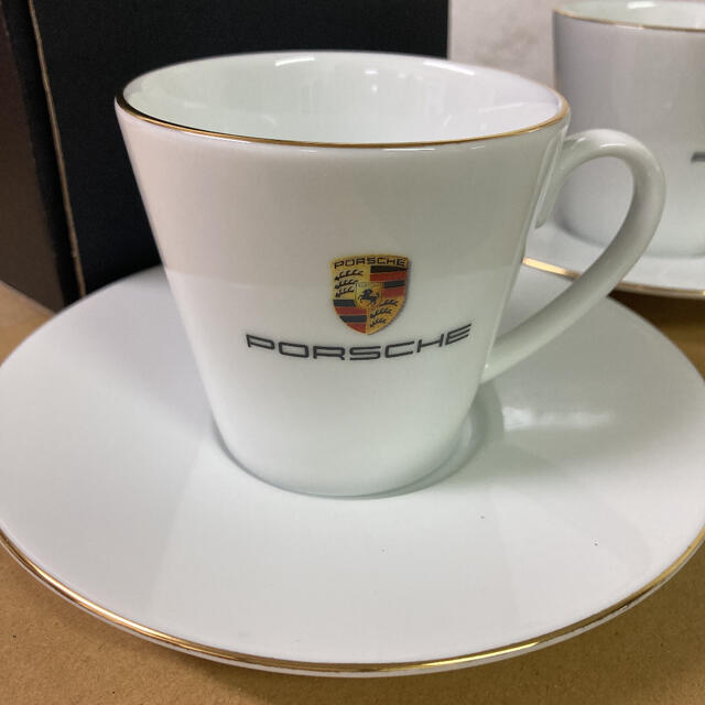 Porsche(ポルシェ)のRA168E様専用！【非売品‼︎ポルシェ 】カップ&ソーサー エンタメ/ホビーのコレクション(ノベルティグッズ)の商品写真