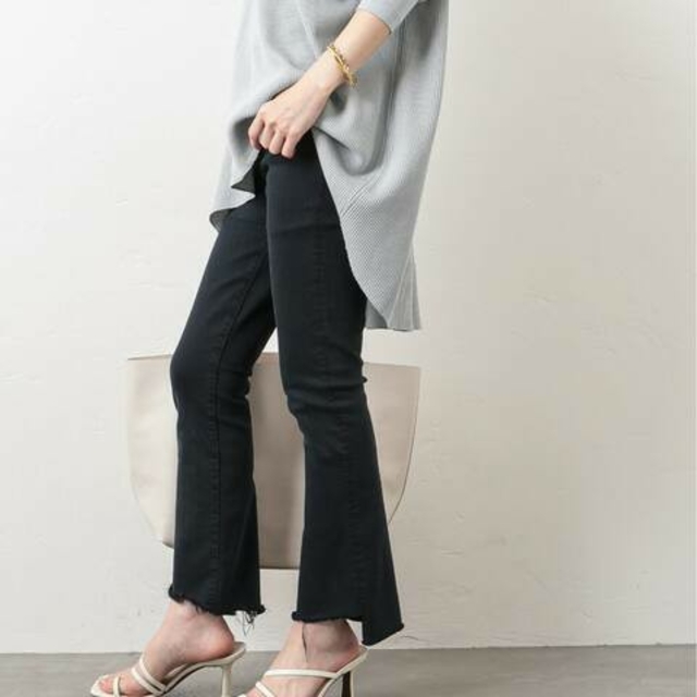 【MOTHER/マザー】 FADED BLACK INSIDER CROP 1