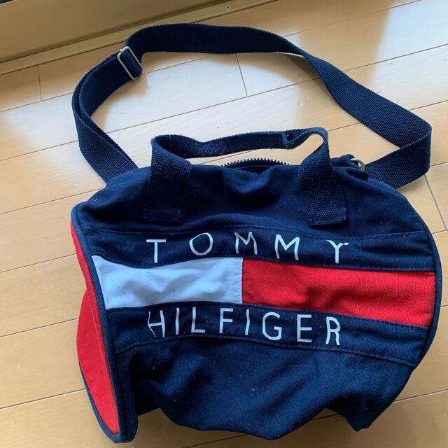 TOMMY HILFIGER(トミーヒルフィガー)のTOMMY HILFIGER トミーヒルフィガー　ショルダーバッグ レディースのバッグ(ショルダーバッグ)の商品写真