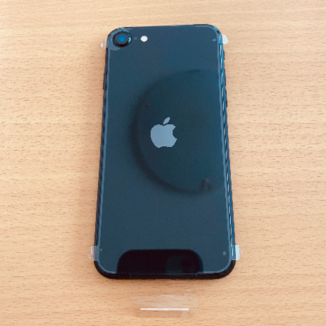 【新品未使用】iPhoneSE2 64GB 黒 (SIMフリー化済) 2