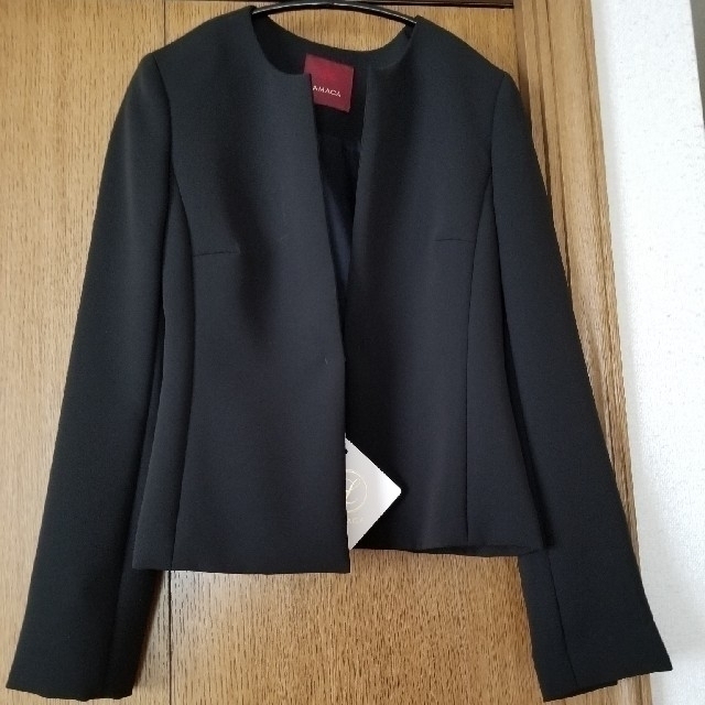 カテゴリ AMACA - 新品 濃紺 アマカ ノーカラージャケットの通販 by