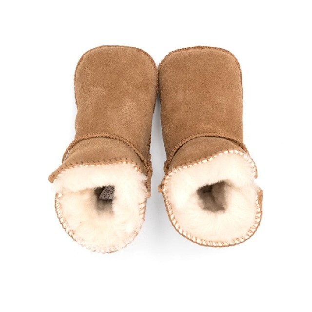 UGG(アグ)のugg ベビーブーツ　ブーティー キッズ/ベビー/マタニティのベビー靴/シューズ(~14cm)(ブーツ)の商品写真