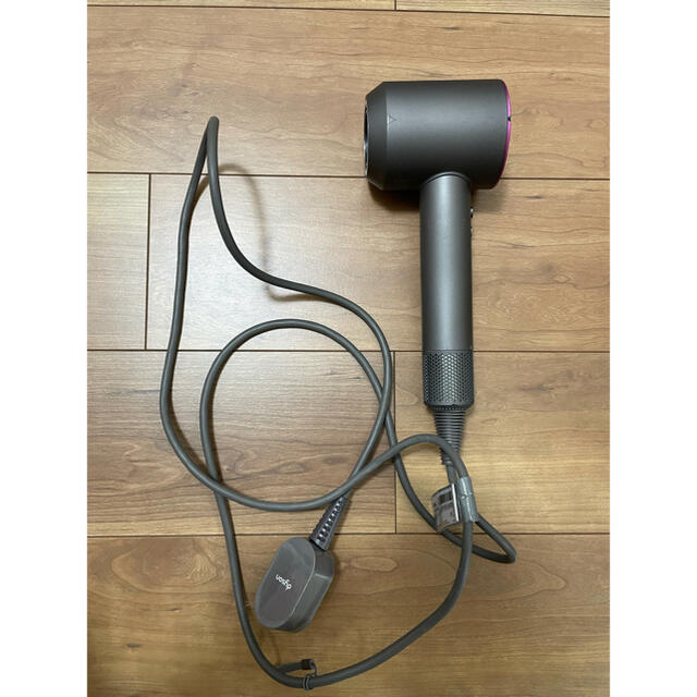 2024最新製品 dyson HD01 ジャンク品 ドライヤー