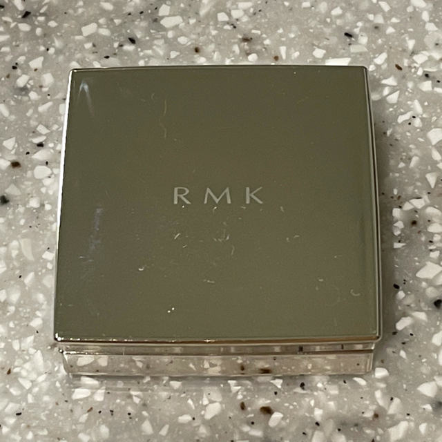 RMK(アールエムケー)のRMK アイシャドウ 05 ローズピンク コスメ/美容のベースメイク/化粧品(アイシャドウ)の商品写真