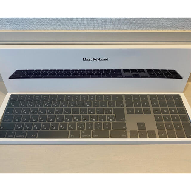 Apple(アップル)のApple Magic Keyboard(テンキー付き)- 日本語(JIS) スマホ/家電/カメラのPC/タブレット(PC周辺機器)の商品写真