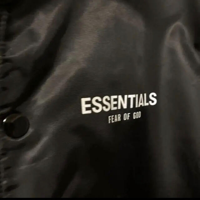 FEAR OF GOD(フィアオブゴッド)のFEAR OF GOD ESSENTIALS エッセンシャル コーチジャケット メンズのジャケット/アウター(ブルゾン)の商品写真