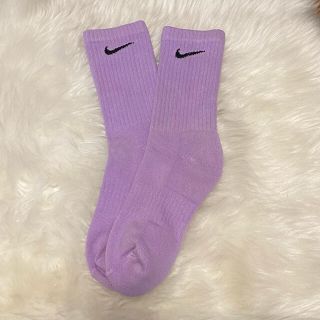 ナイキ(NIKE)のOUTLET12 NIKE バイオレット　ややムラあり　Ｍサイズ(ソックス)