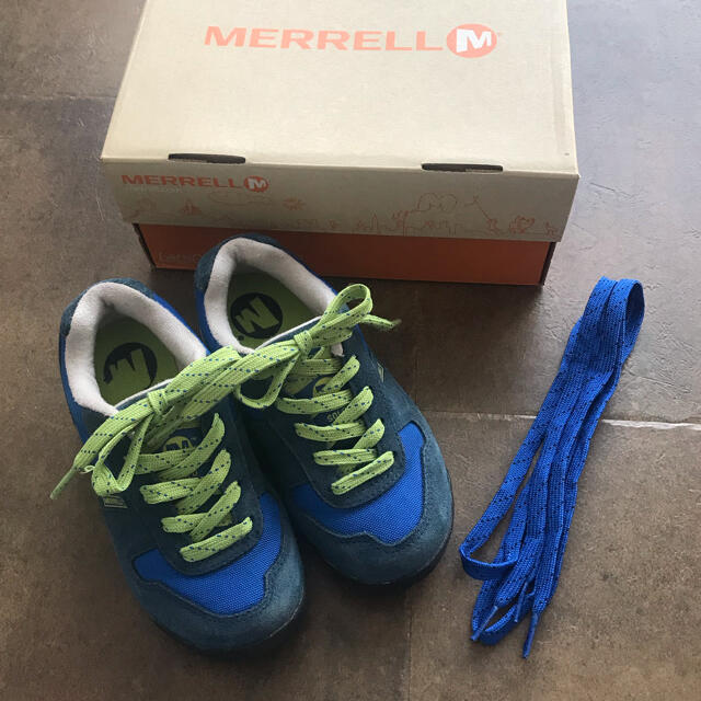 MERRELL(メレル)のMERRELL メレル 17cm キッズ　トレッキングシューズ　登山靴 キッズ/ベビー/マタニティのキッズ靴/シューズ(15cm~)(アウトドアシューズ)の商品写真