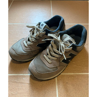 ニューバランス(New Balance)のシェリーメイ様専用　New Balance　スニーカー　ダークグレー　574(スニーカー)