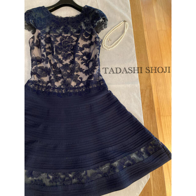 TADASHI SHOJI(タダシショウジ)のTADASHI SHOJI ワンピース　タダシショージ　SALE レディースのフォーマル/ドレス(ミディアムドレス)の商品写真