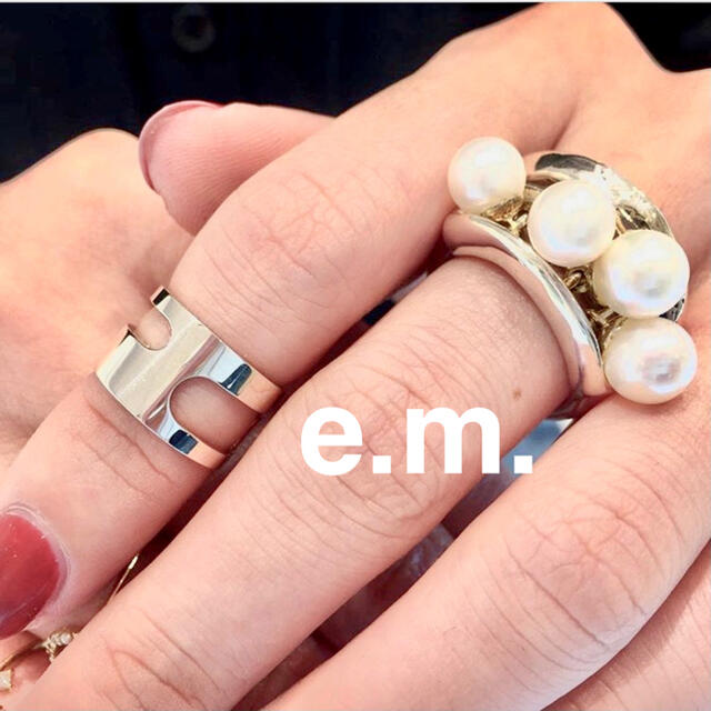 e.m.(イーエム)のe.m. ピンキー ファランジリング レディースのアクセサリー(リング(指輪))の商品写真