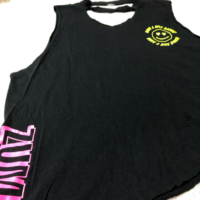 Zumba(ズンバ)のズンバ ZUMBA タンクトップ Tシャツ リメイク ズンバウェア スポーツ/アウトドアのトレーニング/エクササイズ(その他)の商品写真