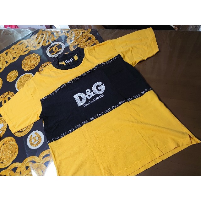 Ｄ&Ｇ　半袖　シャツ　 メンズのトップス(Tシャツ/カットソー(半袖/袖なし))の商品写真