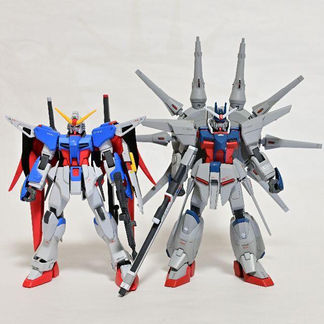 完成品 HGUC 1/144 デスティニーガンダム、レジェンドガンダム 全塗装品