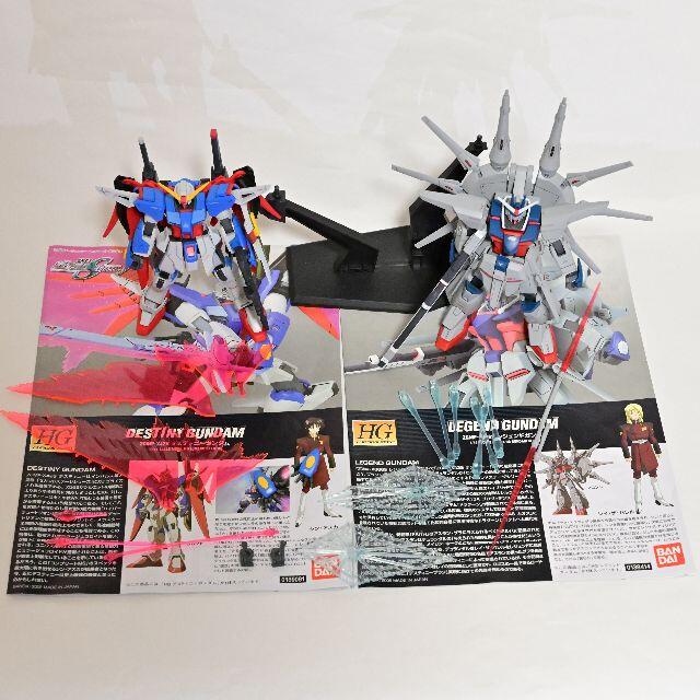 BANDAI(バンダイ)の完成品 HGUC 1/144 デスティニーガンダム、レジェンドガンダム 全塗装品 エンタメ/ホビーのおもちゃ/ぬいぐるみ(模型/プラモデル)の商品写真