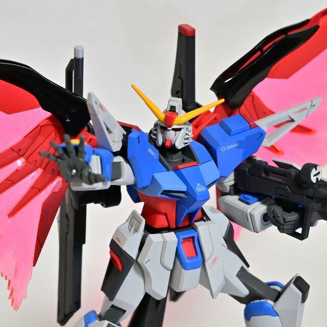 BANDAI(バンダイ)の完成品 HGUC 1/144 デスティニーガンダム、レジェンドガンダム 全塗装品 エンタメ/ホビーのおもちゃ/ぬいぐるみ(模型/プラモデル)の商品写真