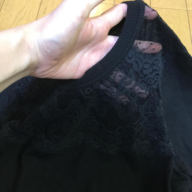 RED VALENTINO(レッドヴァレンティノ)の【RED VALENTINO】肩レース　イタリア製ニット♡ レディースのトップス(ニット/セーター)の商品写真