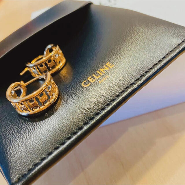 何でも揃う celine セリーヌ ピアス マイヨン トリオンフ マルチフープ