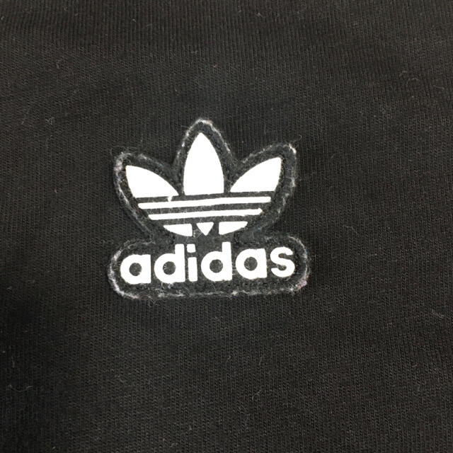 adidas(アディダス)の【ピーター様専用】アディダス　オリジナルス　長袖　Tシャツ　ロンT 黒　L メンズのトップス(Tシャツ/カットソー(七分/長袖))の商品写真