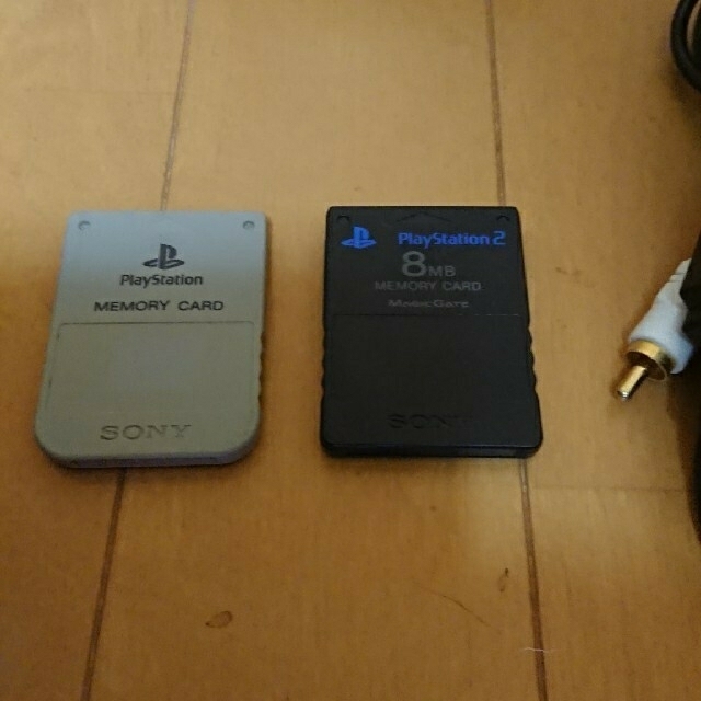 PlayStation2(プレイステーション2)のPS2 本体 ソフト11本セット リモコン追加 エンタメ/ホビーのゲームソフト/ゲーム機本体(家庭用ゲーム機本体)の商品写真