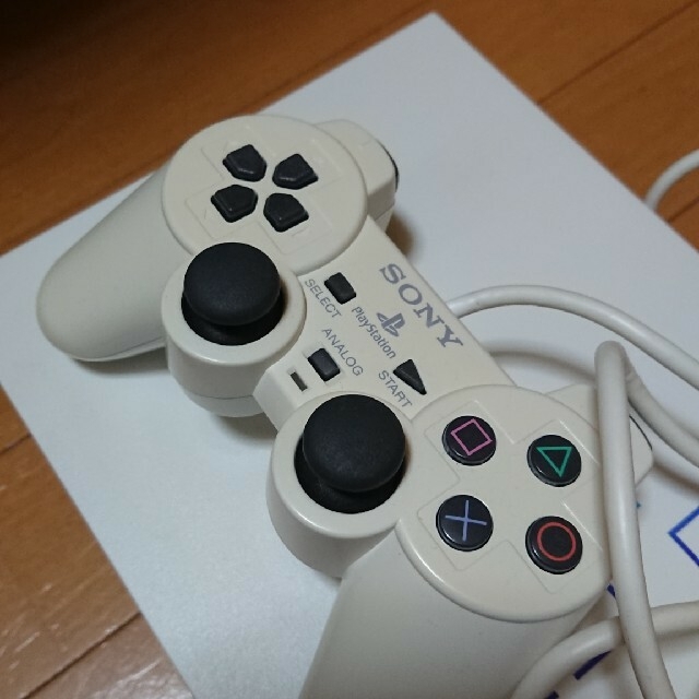 PlayStation2(プレイステーション2)のPS2 本体 ソフト11本セット リモコン追加 エンタメ/ホビーのゲームソフト/ゲーム機本体(家庭用ゲーム機本体)の商品写真