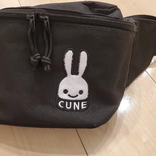 CUNE(キューン)のCUNE　ウエストポーチ レディースのバッグ(ボディバッグ/ウエストポーチ)の商品写真