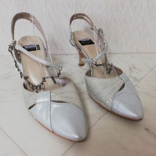 卑弥呼 - 卑弥呼 ひみこ 本革ストラップパンプス 23cmの通販 by