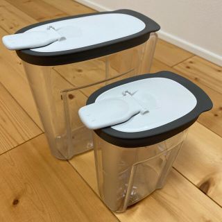 アムウェイ(Amway)のRubbermaidピッチャーセット(容器)