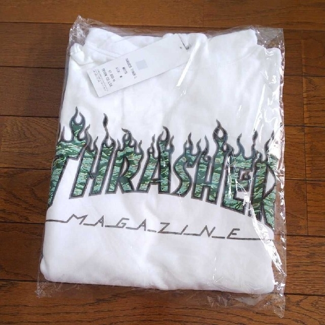 THRASHER タイガーカモフラ柄プルオーバーパーカー【白】