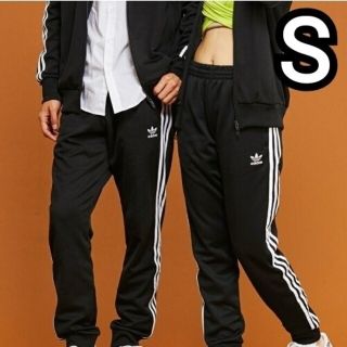 アディダス(adidas)のクラシック Primeblue SST トラックパンツ GF0210(その他)