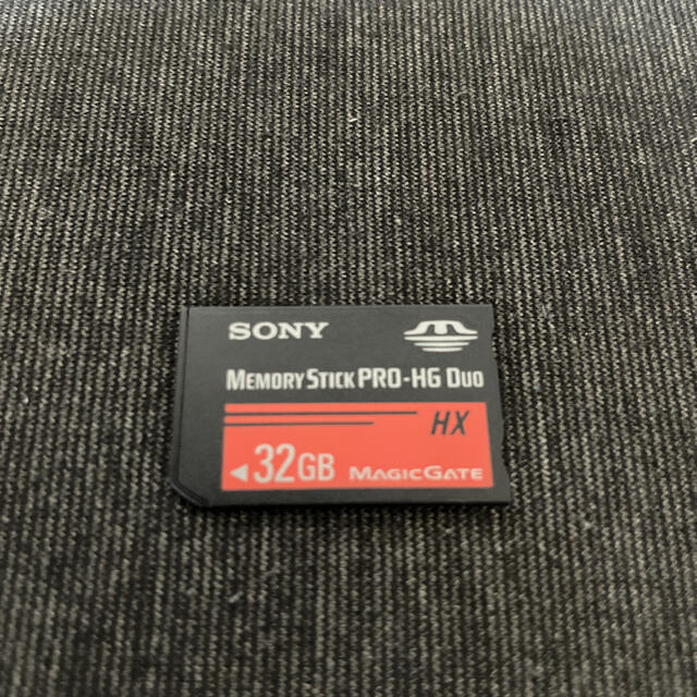 SONY(ソニー)のSONY  Memory Stick PRO-HG Duo HX 32GB エンタメ/ホビーのゲームソフト/ゲーム機本体(その他)の商品写真