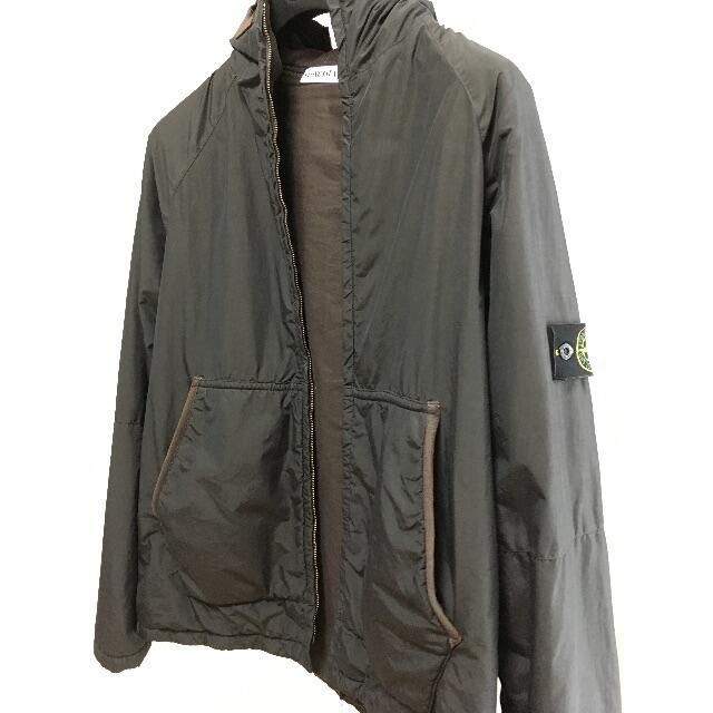 STONE ISLAND(ストーンアイランド)のストーンアイランド　STONE ISLAND フード付ブルゾン　メンズ メンズのジャケット/アウター(ブルゾン)の商品写真