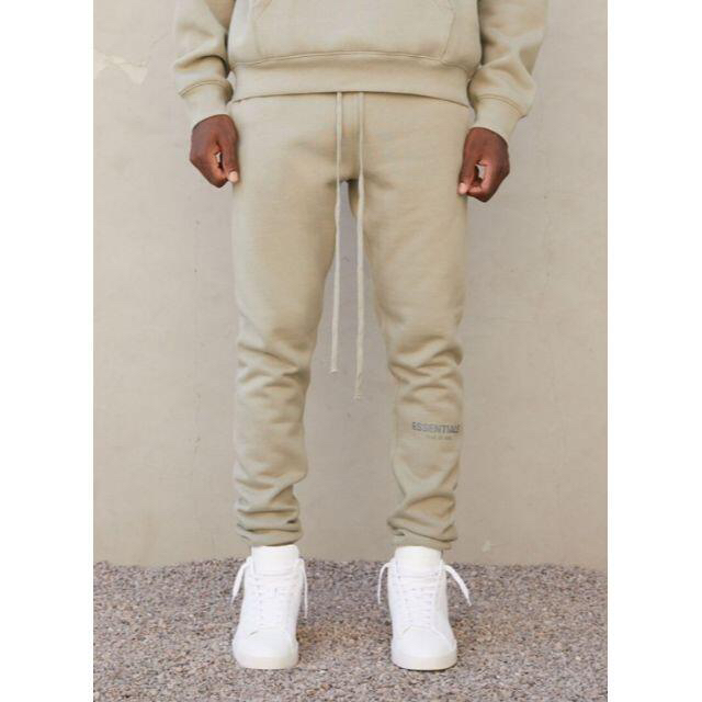 FEAR OF GOD(フィアオブゴッド)のXS / ESSENTIALS Sweatpants Pistachio① メンズのパンツ(その他)の商品写真