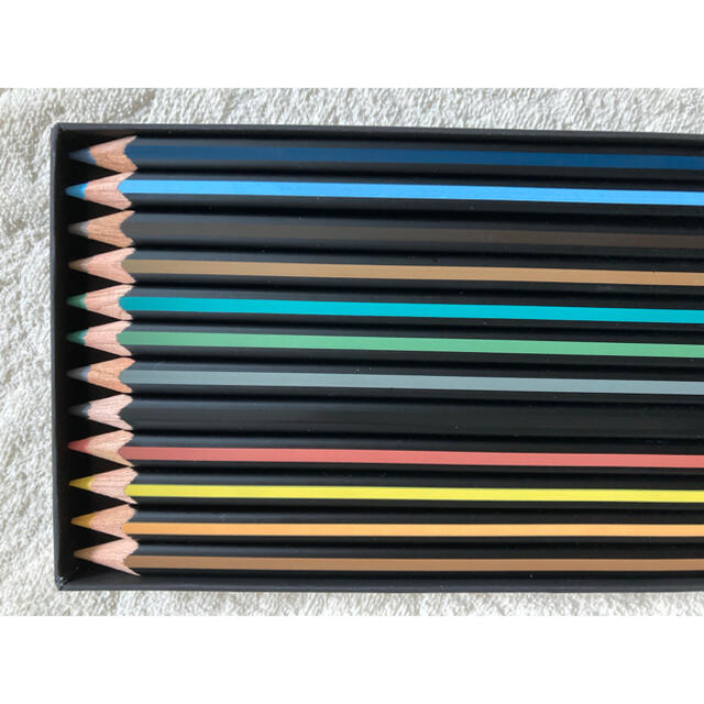 色鉛筆　日本の伝統色 インテリア/住まい/日用品の文房具(ペン/マーカー)の商品写真