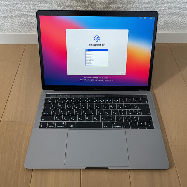 MacBook Pro 13 Mid2019メモリ16GB SSD512GB