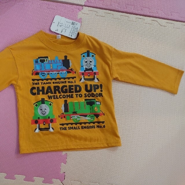 新品　未使用　トーマス　トップス　トレーナー　カットソー キッズ/ベビー/マタニティのキッズ服男の子用(90cm~)(Tシャツ/カットソー)の商品写真