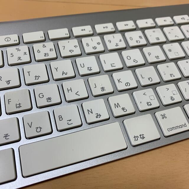 Mac (Apple)(マック)の中古品 Apple Wireless Keyboard A1314 スマホ/家電/カメラのPC/タブレット(PC周辺機器)の商品写真