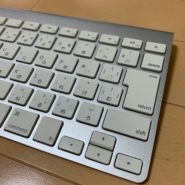 Mac (Apple)(マック)の中古品 Apple Wireless Keyboard A1314 スマホ/家電/カメラのPC/タブレット(PC周辺機器)の商品写真