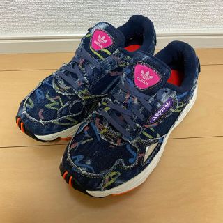 アディダス(adidas)のadidas ファルコンデニム　22.5cm(スニーカー)