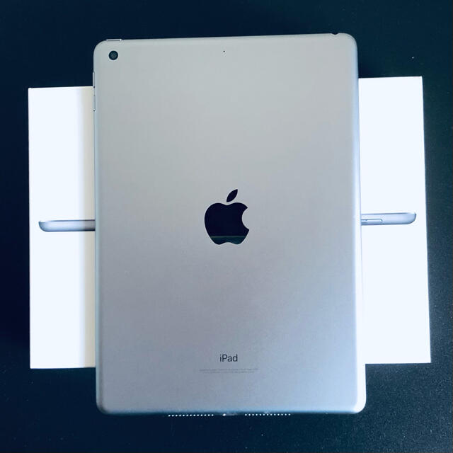 美品 Apple iPad 第6世代 32GB Wi-Fiモデル スペースグレー