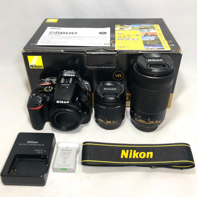 新品級　Nikon ニコンD5600ダブルズームキット117ショット美品